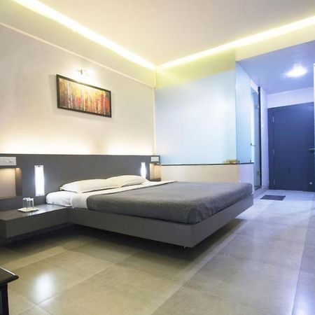 Hotel Royal Palace Aurangabad  Zewnętrze zdjęcie