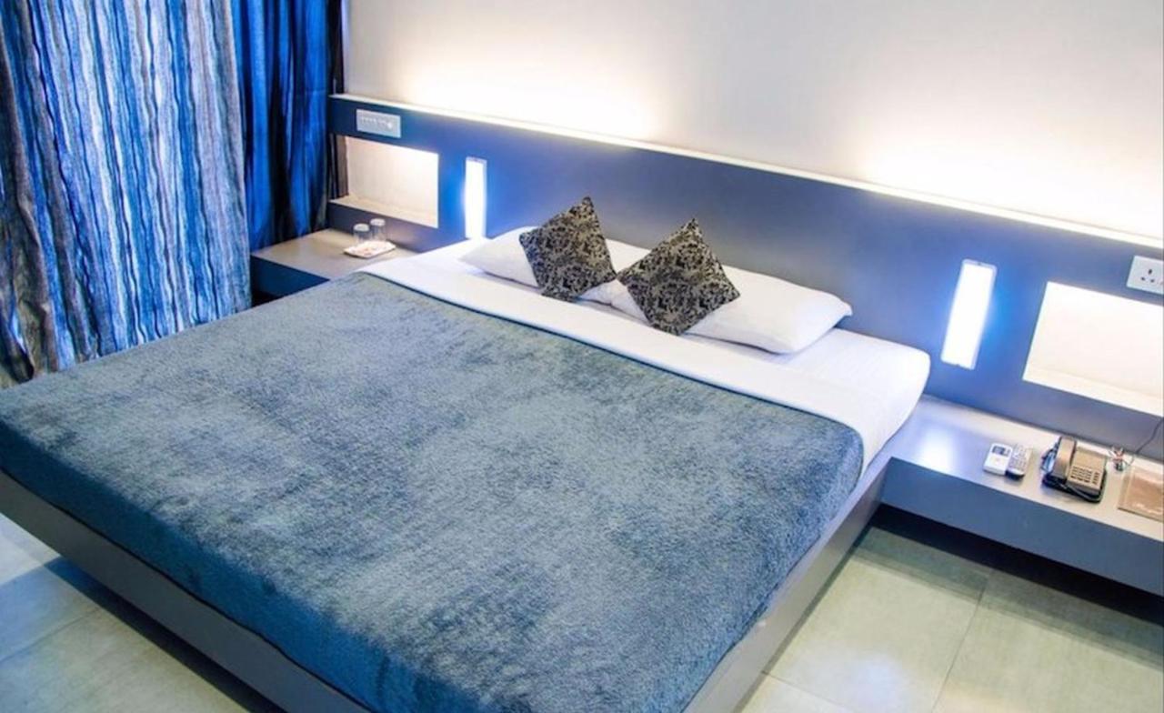 Hotel Royal Palace Aurangabad  Zewnętrze zdjęcie