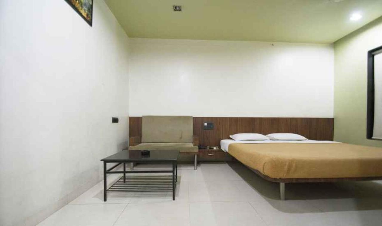 Hotel Royal Palace Aurangabad  Zewnętrze zdjęcie