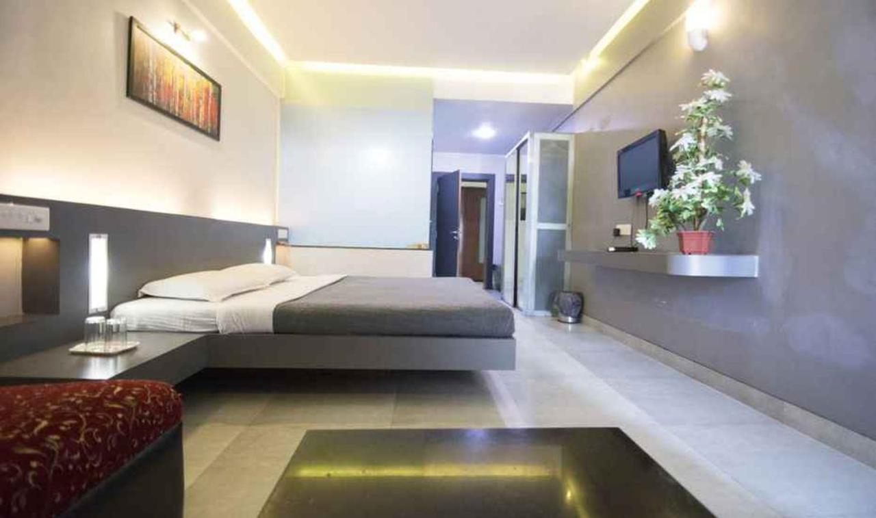 Hotel Royal Palace Aurangabad  Zewnętrze zdjęcie
