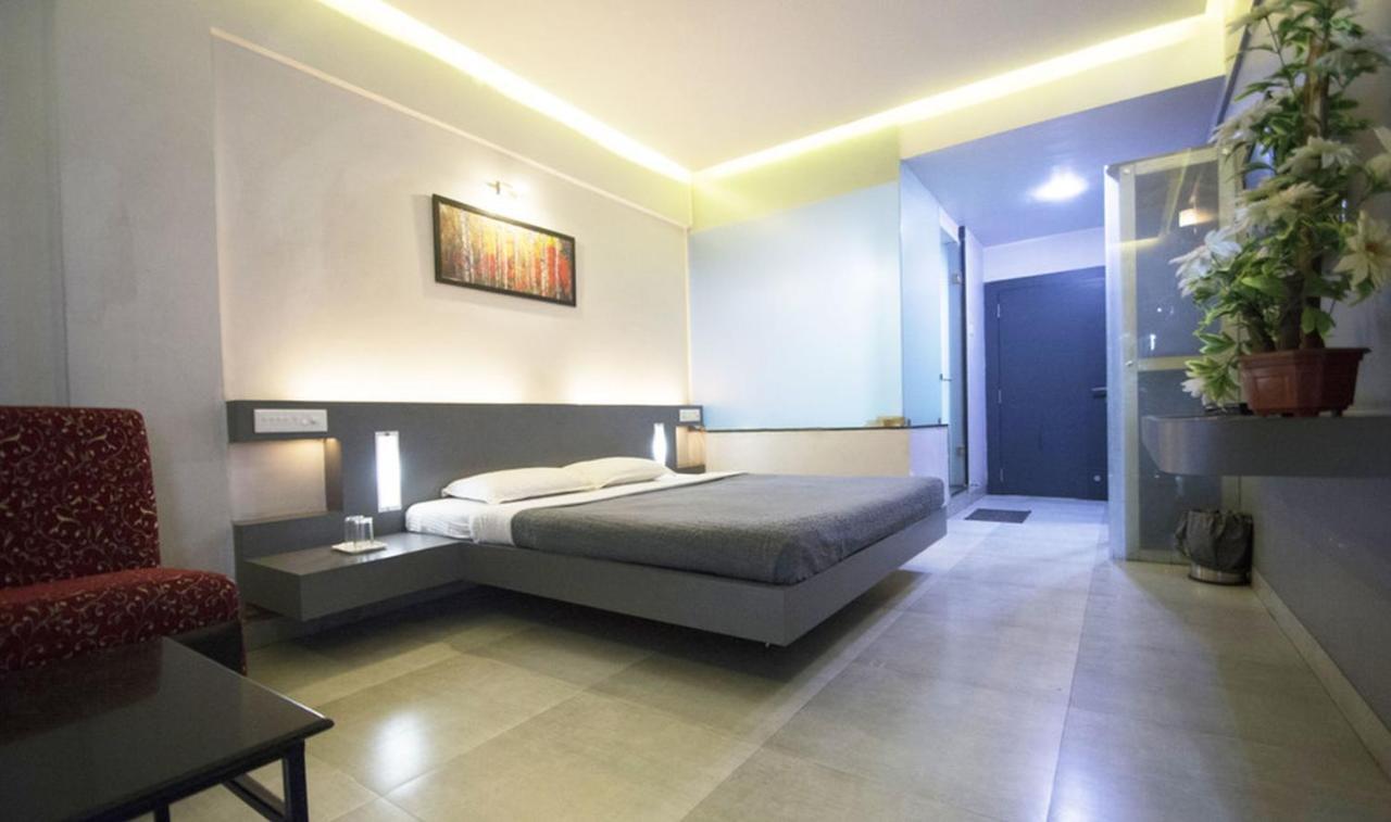 Hotel Royal Palace Aurangabad  Zewnętrze zdjęcie